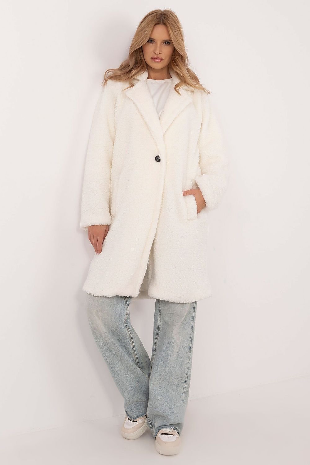 Coat model 203854